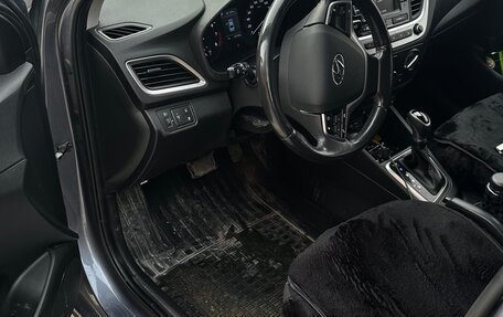 Hyundai Solaris II рестайлинг, 2017 год, 1 250 000 рублей, 9 фотография