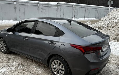 Hyundai Solaris II рестайлинг, 2017 год, 1 250 000 рублей, 7 фотография