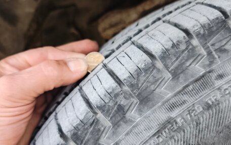 Toyota Land Cruiser Prado 90 рестайлинг, 1998 год, 850 000 рублей, 21 фотография