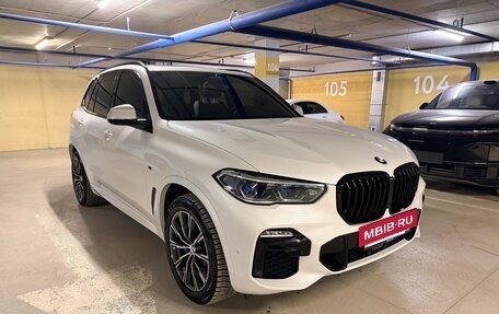 BMW X5, 2021 год, 8 990 000 рублей, 3 фотография