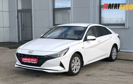 Hyundai Elantra, 2021 год, 1 890 000 рублей, 1 фотография