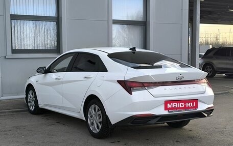 Hyundai Elantra, 2021 год, 1 890 000 рублей, 5 фотография