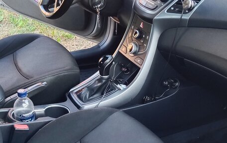 Hyundai Elantra V, 2015 год, 1 090 000 рублей, 6 фотография