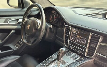 Porsche Panamera II рестайлинг, 2011 год, 2 700 000 рублей, 6 фотография