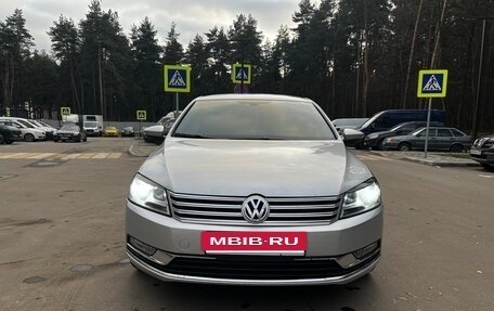 Volkswagen Passat B7, 2011 год, 1 075 000 рублей, 8 фотография