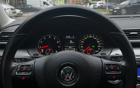 Volkswagen Passat B7, 2011 год, 1 075 000 рублей, 18 фотография