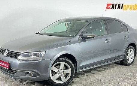 Volkswagen Jetta VI, 2013 год, 980 000 рублей, 1 фотография