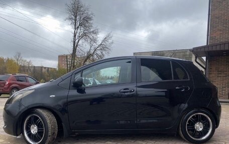 Toyota Yaris III рестайлинг, 2008 год, 530 000 рублей, 9 фотография