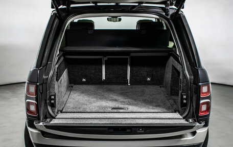 Land Rover Range Rover IV рестайлинг, 2019 год, 7 380 000 рублей, 9 фотография
