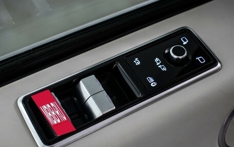 Land Rover Range Rover IV рестайлинг, 2019 год, 7 380 000 рублей, 23 фотография