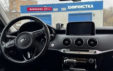 KIA Stinger I, 2018 год, 2 590 000 рублей, 9 фотография