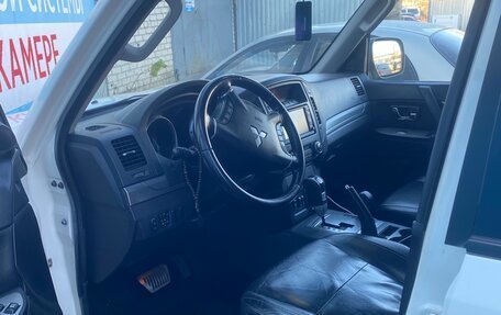 Mitsubishi Pajero IV, 2011 год, 1 750 000 рублей, 7 фотография