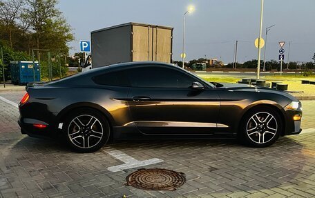 Ford Mustang VI рестайлинг, 2019 год, 2 950 000 рублей, 2 фотография