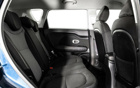 KIA Soul II рестайлинг, 2017 год, 999 000 рублей, 17 фотография