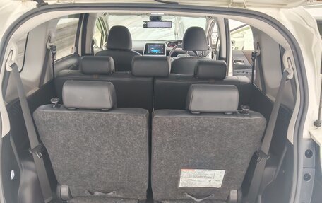 Toyota Sienta II, 2019 год, 1 950 000 рублей, 2 фотография