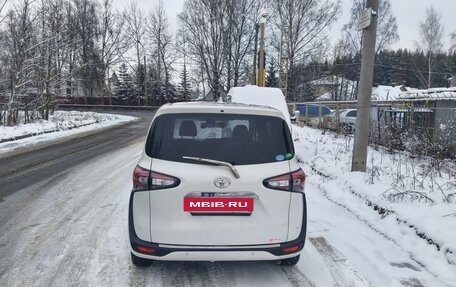 Toyota Sienta II, 2019 год, 1 950 000 рублей, 13 фотография