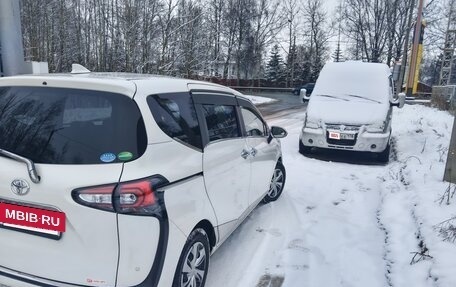Toyota Sienta II, 2019 год, 1 950 000 рублей, 10 фотография