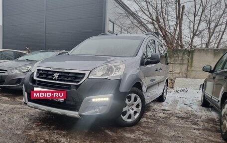 Peugeot Partner II рестайлинг 2, 2018 год, 1 050 000 рублей, 4 фотография