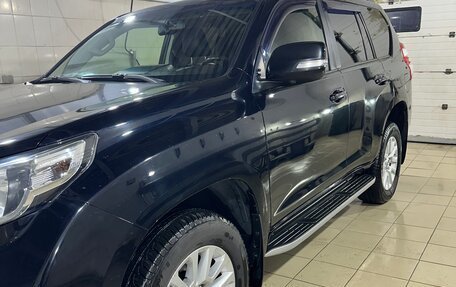 Toyota Land Cruiser Prado 150 рестайлинг 2, 2014 год, 3 300 000 рублей, 2 фотография