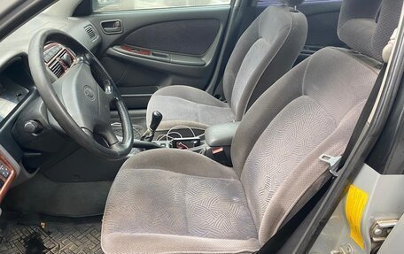 Toyota Avensis III рестайлинг, 1999 год, 149 900 рублей, 15 фотография