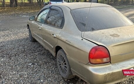 Hyundai Sonata IV рестайлинг, 2000 год, 90 000 рублей, 4 фотография