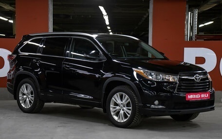 Toyota Highlander III, 2014 год, 3 498 000 рублей, 3 фотография