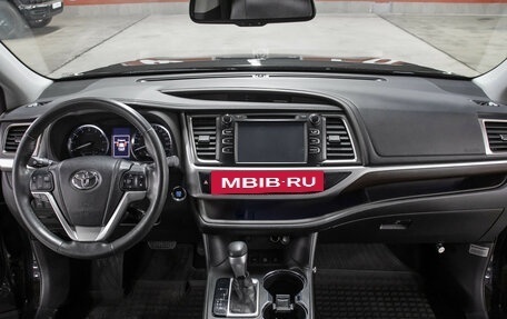 Toyota Highlander III, 2014 год, 3 498 000 рублей, 14 фотография