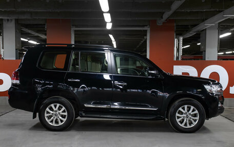 Toyota Land Cruiser 200, 2015 год, 4 498 000 рублей, 4 фотография