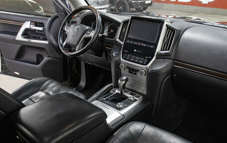 Toyota Land Cruiser 200, 2015 год, 4 498 000 рублей, 11 фотография