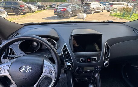 Hyundai ix35 I рестайлинг, 2013 год, 900 000 рублей, 8 фотография