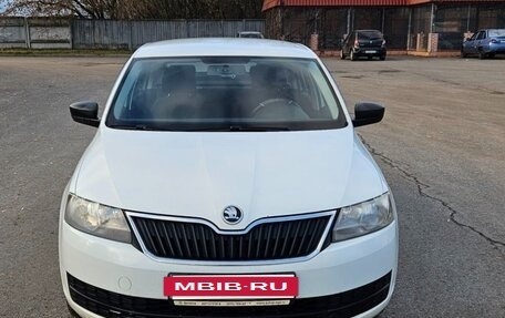 Skoda Rapid I, 2015 год, 890 000 рублей, 2 фотография