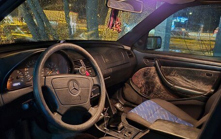 Mercedes-Benz C-Класс, 1999 год, 215 000 рублей, 2 фотография