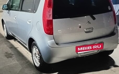 Mitsubishi Colt VI рестайлинг, 2003 год, 320 000 рублей, 3 фотография