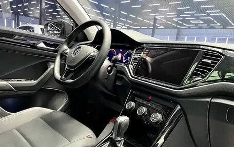 Volkswagen T-Roc I, 2021 год, 1 487 000 рублей, 14 фотография