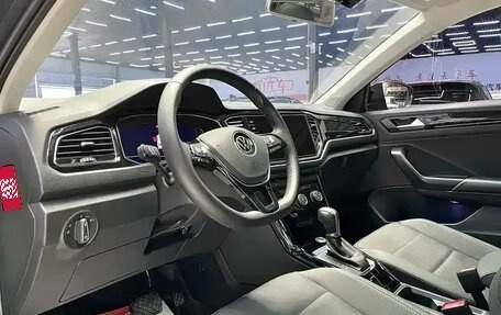 Volkswagen T-Roc I, 2021 год, 1 487 000 рублей, 9 фотография