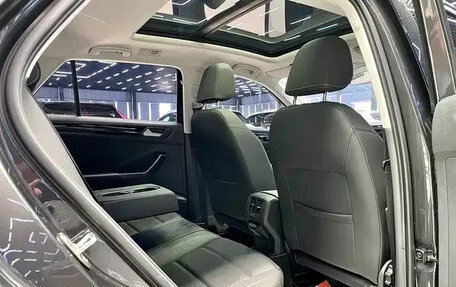 Volkswagen T-Roc I, 2021 год, 1 487 000 рублей, 17 фотография