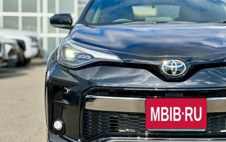 Toyota C-HR I рестайлинг, 2021 год, 1 736 000 рублей, 10 фотография