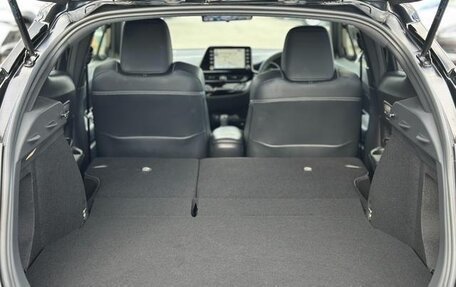 Toyota C-HR I рестайлинг, 2021 год, 1 736 000 рублей, 27 фотография