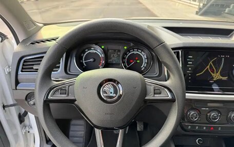 Skoda Kamiq I, 2022 год, 1 840 007 рублей, 10 фотография