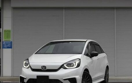 Honda Fit, 2021 год, 907 000 рублей, 2 фотография