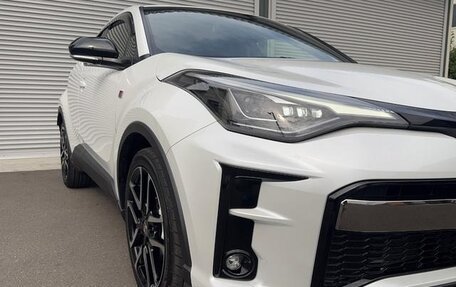 Toyota C-HR I рестайлинг, 2023 год, 2 470 586 рублей, 12 фотография