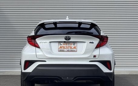 Toyota C-HR I рестайлинг, 2023 год, 2 470 586 рублей, 7 фотография