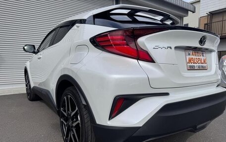 Toyota C-HR I рестайлинг, 2023 год, 2 470 586 рублей, 16 фотография