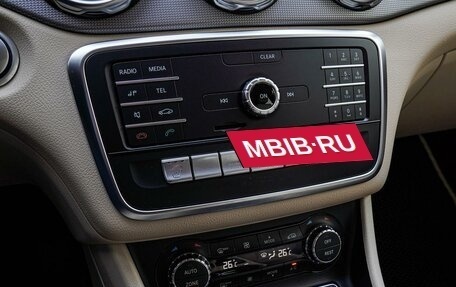 Mercedes-Benz GLA, 2018 год, 2 750 000 рублей, 12 фотография