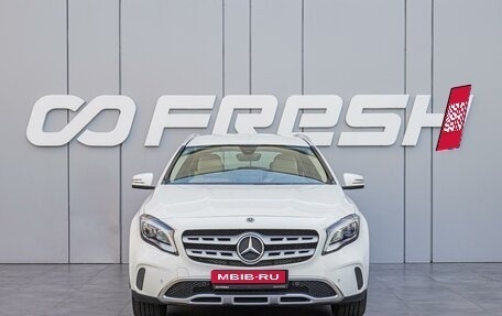 Mercedes-Benz GLA, 2018 год, 2 750 000 рублей, 3 фотография