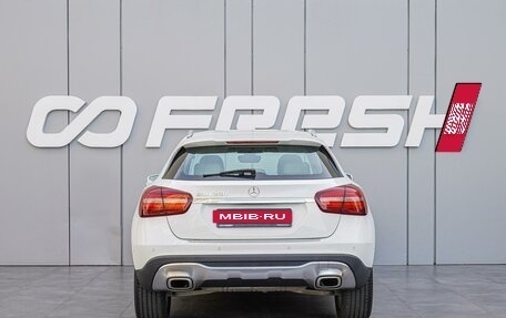 Mercedes-Benz GLA, 2018 год, 2 750 000 рублей, 4 фотография