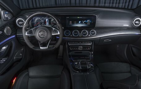 Mercedes-Benz E-Класс, 2016 год, 3 499 000 рублей, 10 фотография