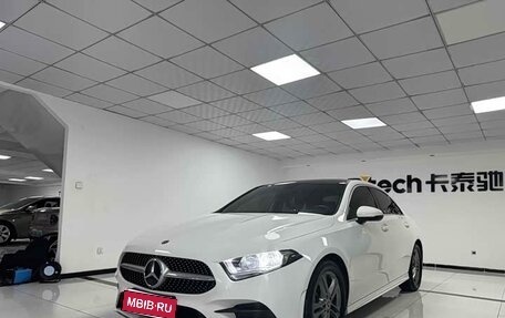 Mercedes-Benz A-Класс, 2021 год, 2 150 000 рублей, 1 фотография