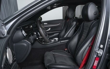 Mercedes-Benz E-Класс, 2016 год, 3 499 000 рублей, 14 фотография