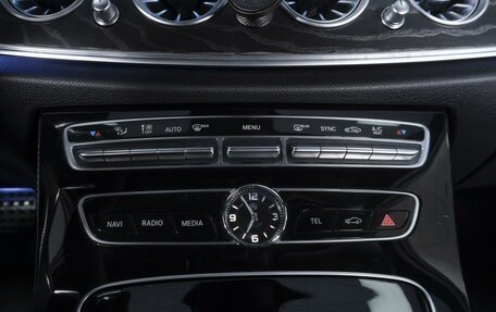 Mercedes-Benz E-Класс, 2016 год, 3 499 000 рублей, 21 фотография